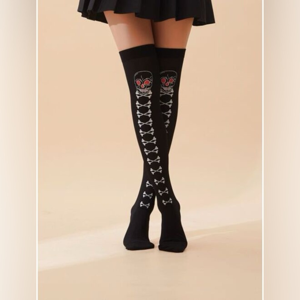 New black and white skull and crossbones over the knee socks